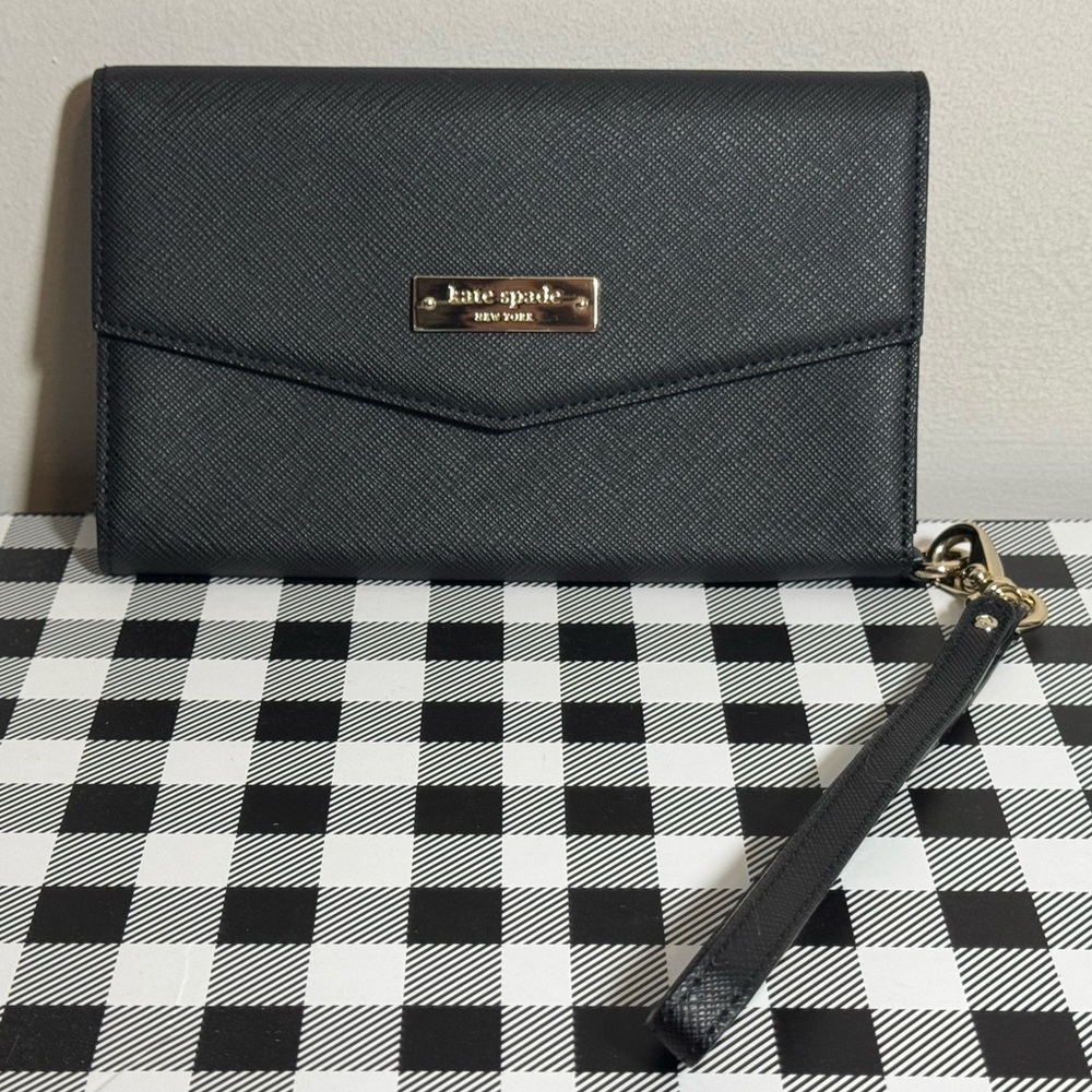 Kate Spade Black Wristlet Clutch